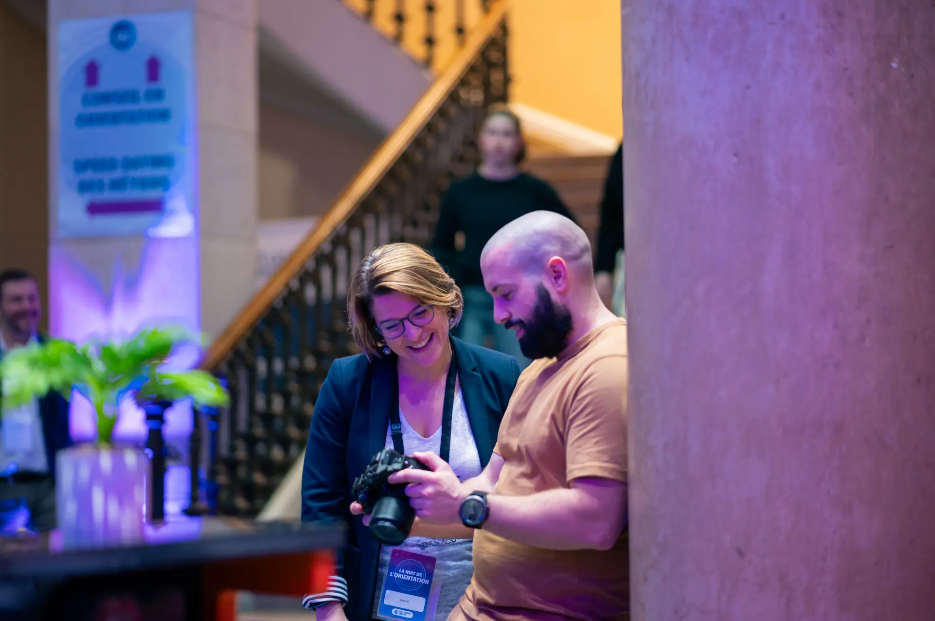 Bastien Plu photographe corporate Le Mans, en mission chez un client